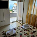 Domagoj - Luxury With Private Parking, Jacuzzi And Seaview Apartment