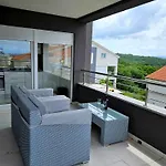 Domagoj - Luxury With Private Parking, Jacuzzi And Seaview * Njivice