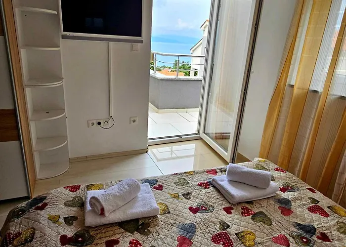 Domagoj - Luxury With Private Parking, Jacuzzi And Seaview Appartamento