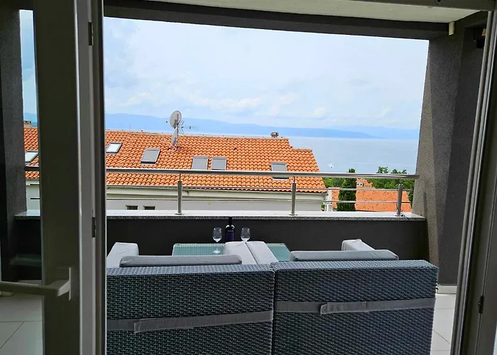 Domagoj - Luxury With Private Parking, Jacuzzi And Seaview