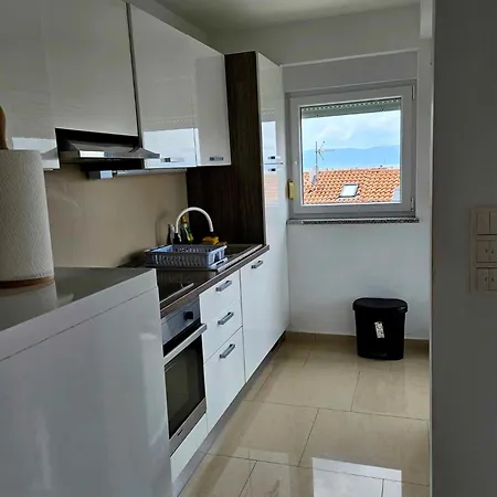 Domagoj - Luxury With Private Parking, Jacuzzi And Seaview * Njivice