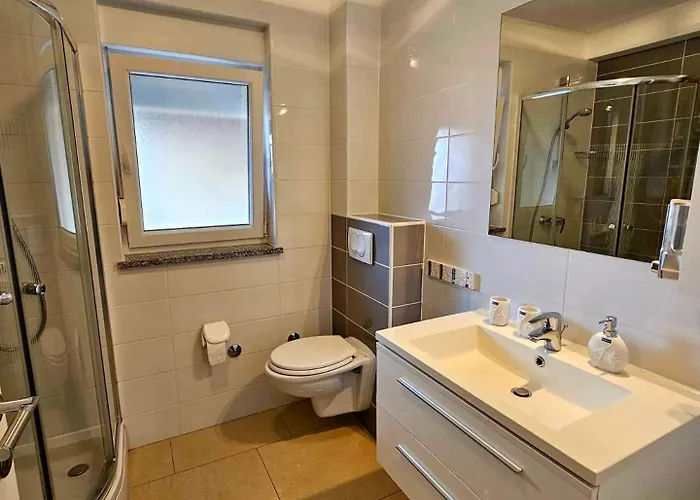 Appartement Domagoj - Luxury With Private Parking, Jacuzzi&seaview Njivice